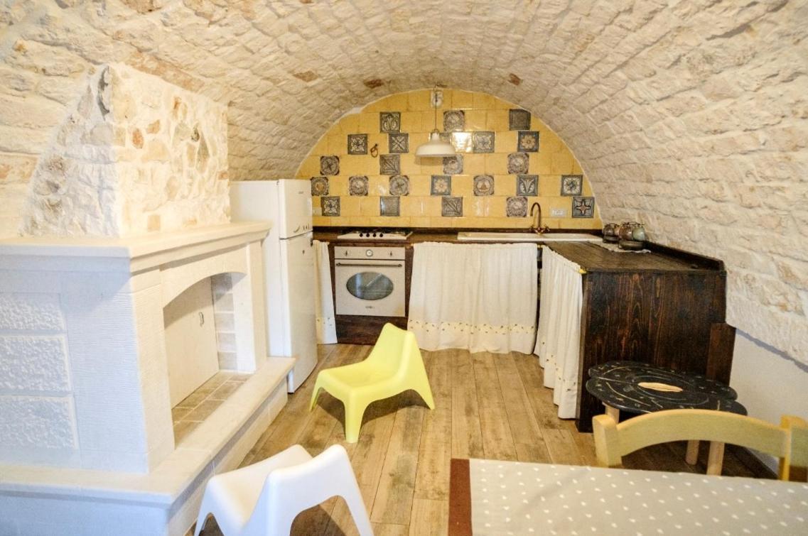 Ostuni Bright House Villa ภายนอก รูปภาพ